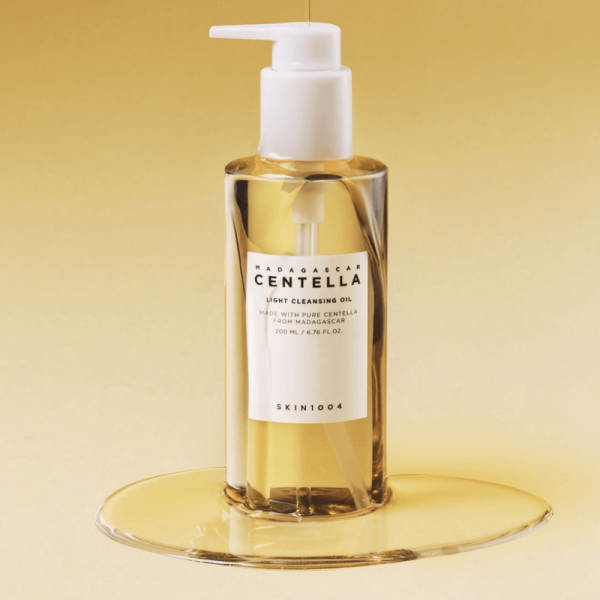 SKIN1004 MADAGASCAR CENTELLA LIGHT  CLEANSING OIL - 30 ml